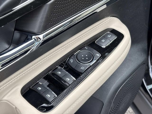 New 2026 Lincoln Corsair Reserve image 22