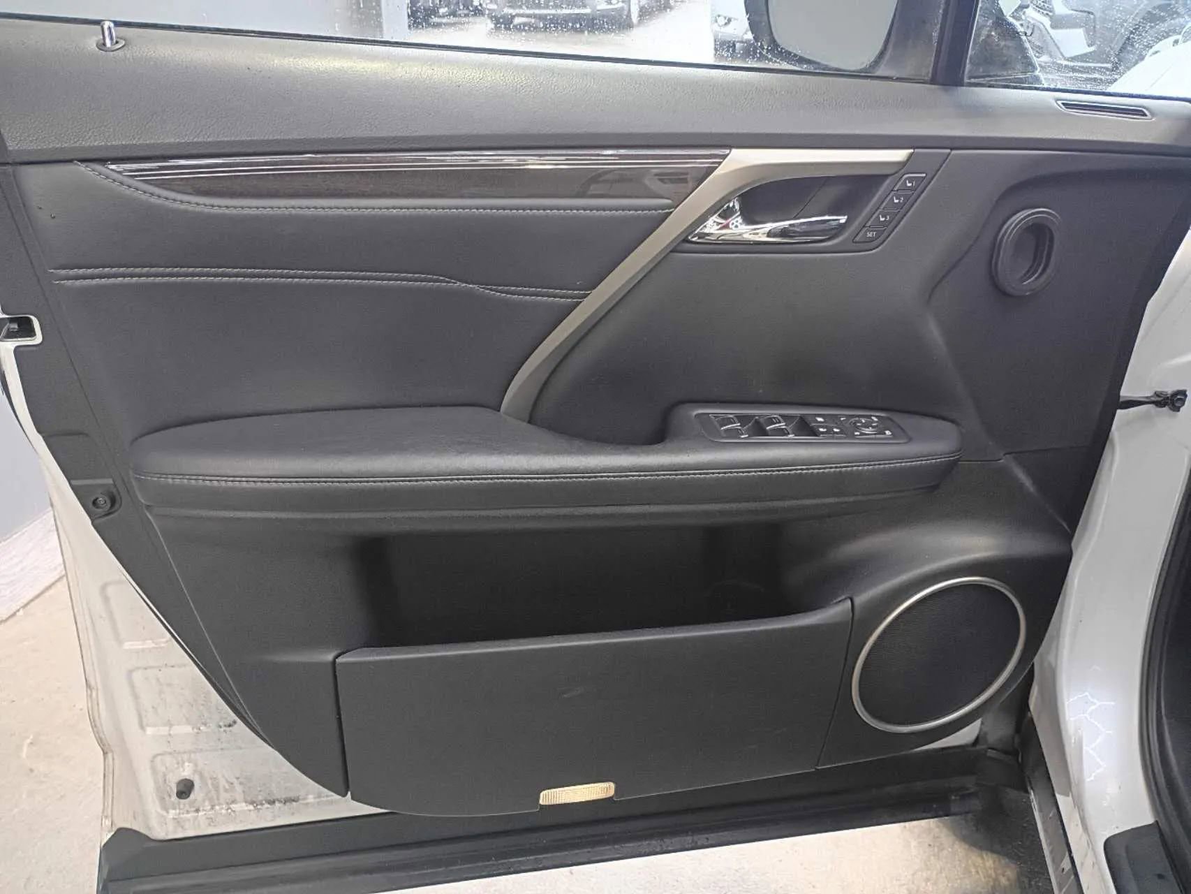 Used 2016 Lexus RX 350 AWD w/ Luxury Package image 23