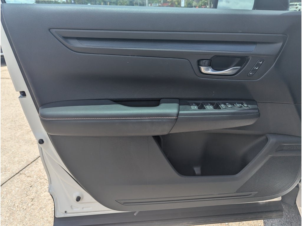 Used 2025 Honda CR-V Sport-L image 17