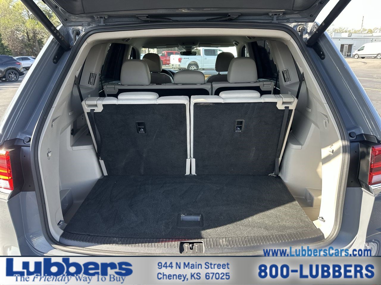 Used 2025 Volkswagen Atlas SE AWD/4WD image 22