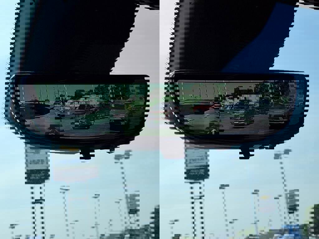 New 2025 Chevrolet Traverse RS w/ LPO, Floor Liner Package image 20