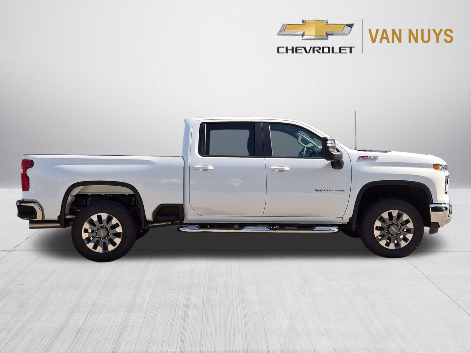 New 2026 Chevrolet Silverado 2500 LT AWD/4WD image 3