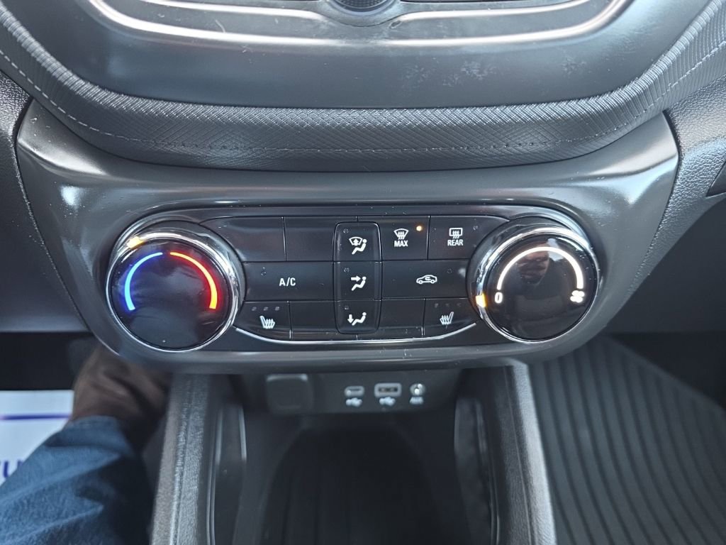 Used 2022 Chevrolet TrailBlazer LT w/ LPO, Blackout Package image 20