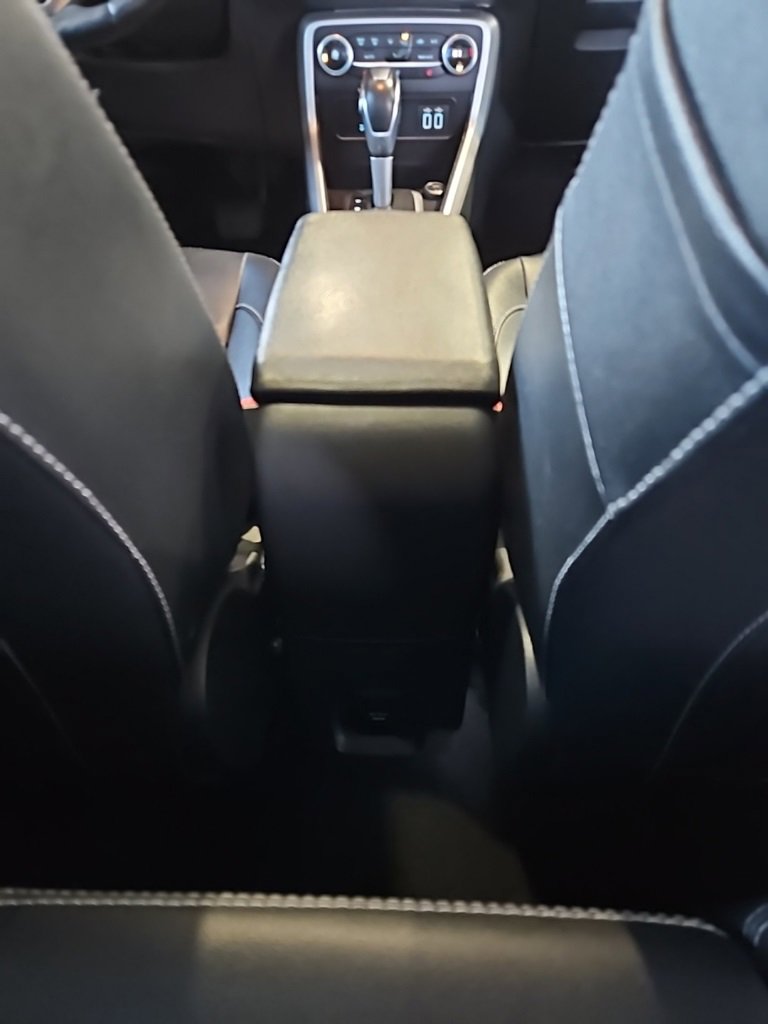 Used 2021 Ford EcoSport Titanium image 16