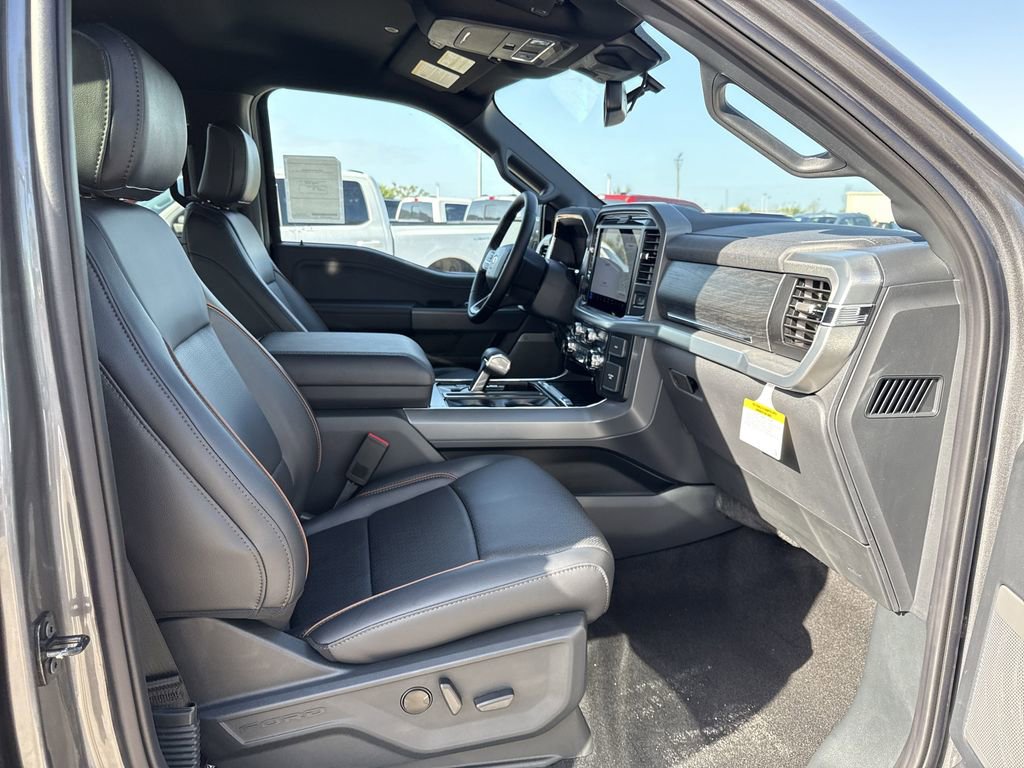New 2025 Ford F150 Lariat w/ Equipment Group 501A Mid image 29