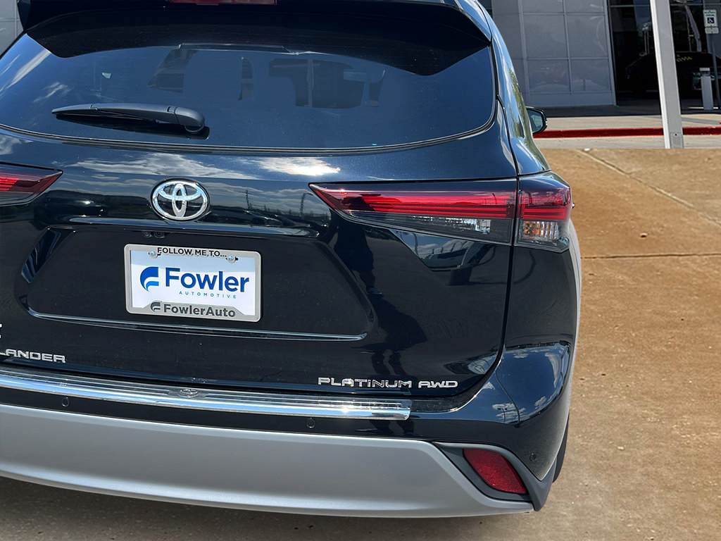 New 2026 Toyota Highlander Platinum AWD/4WD image 33
