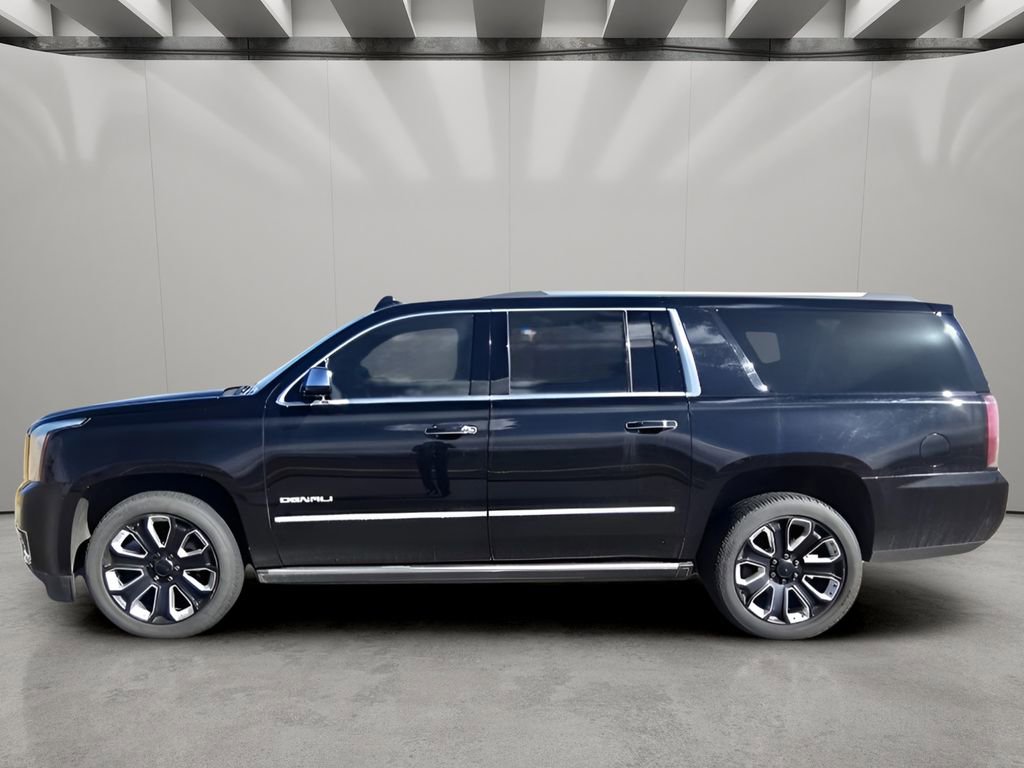 Used 2019 GMC Yukon XL Denali w/ Denali Ultimate Package image 2