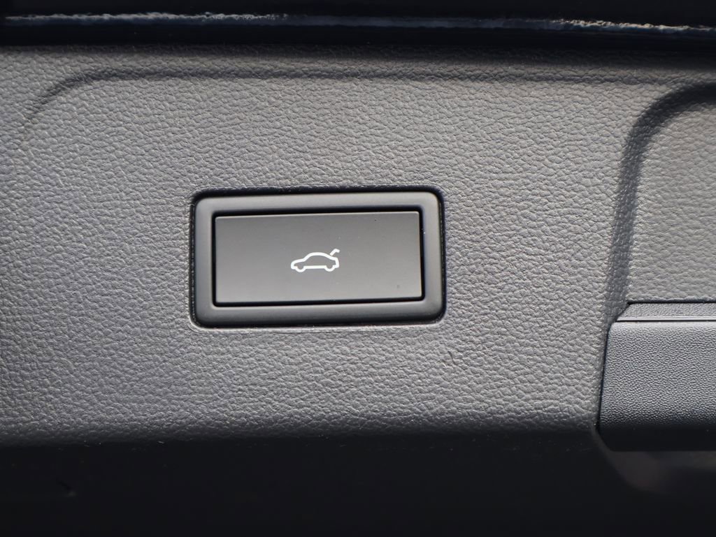 New 2026 Volkswagen Atlas SE image 20