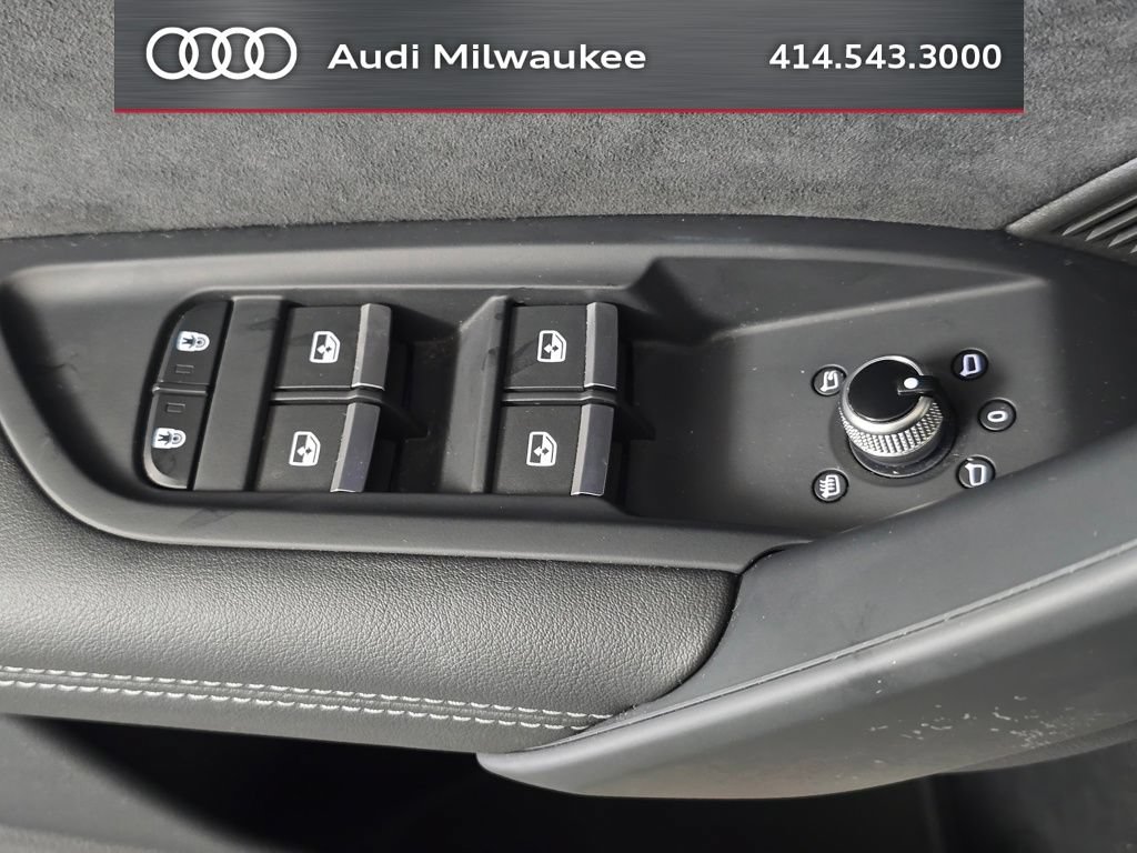 Used 2023 Audi SQ5 Premium Plus w/ Premium Plus Package AWD/4WD image 14
