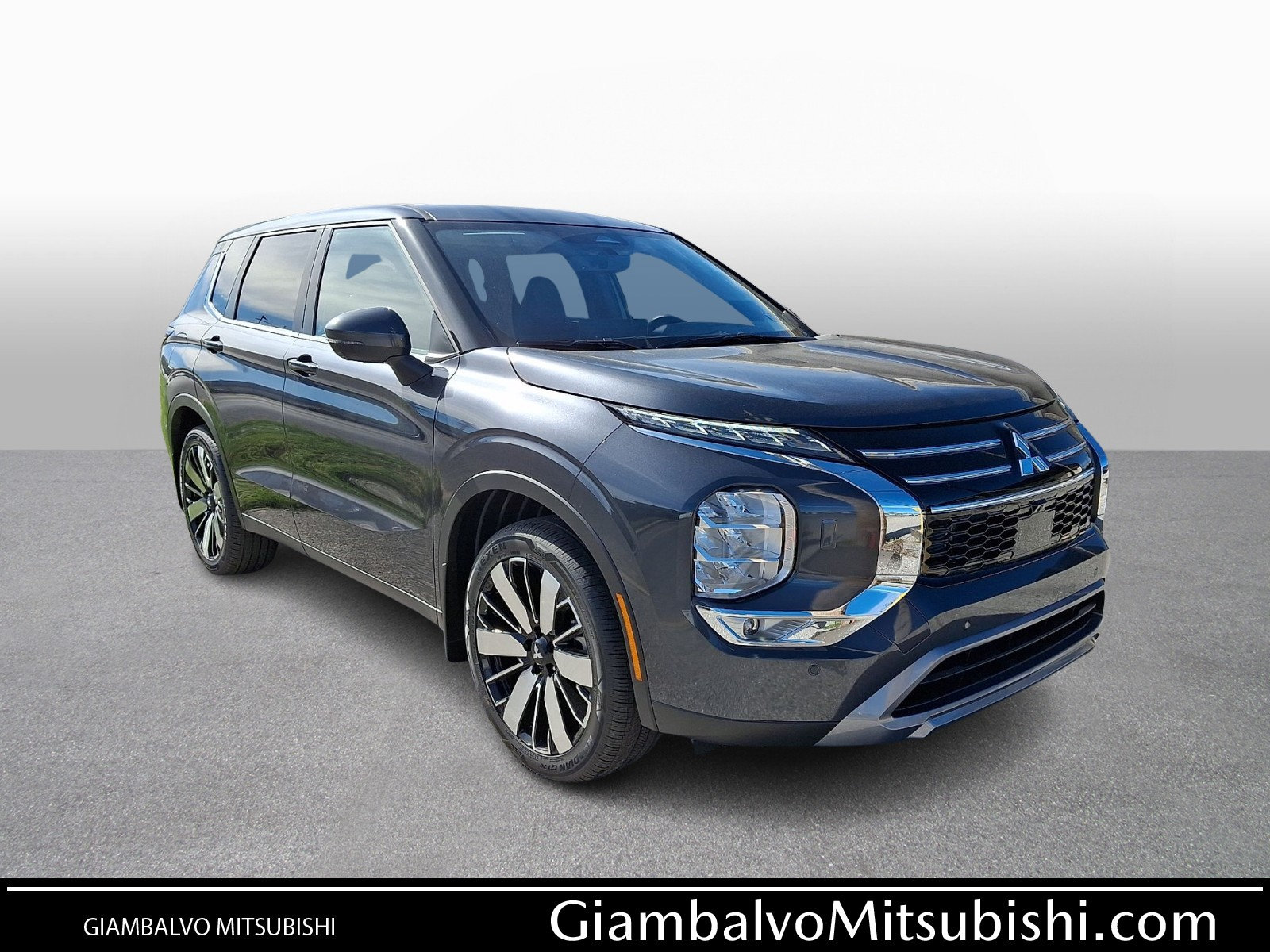 New 2026 Mitsubishi Outlander SE