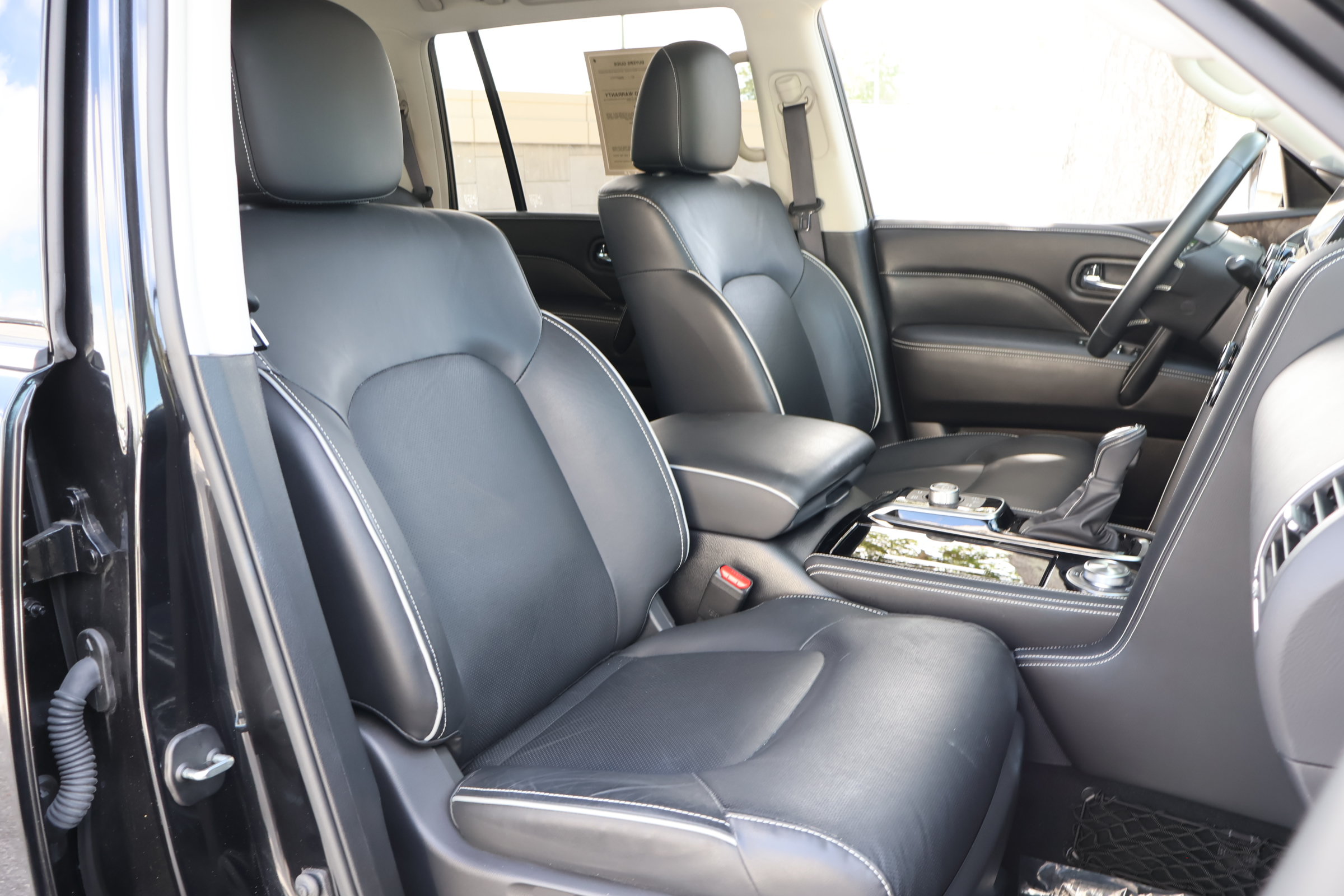 Used 2023 INFINITI QX80 Premium Select w/ Cargo Package AWD/4WD image 24