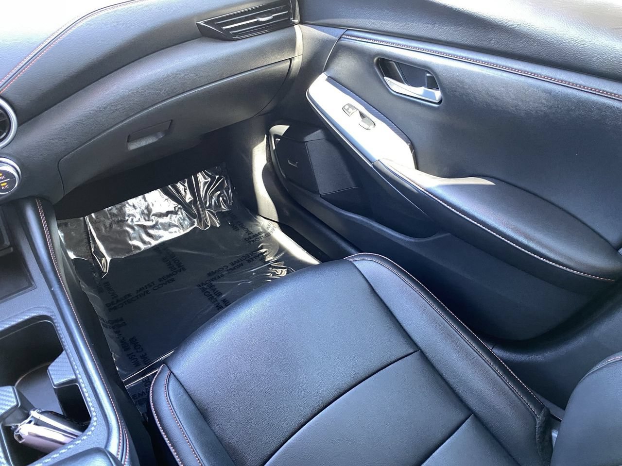Certified 2025 Nissan Sentra SR w/ SR Premium Package FWD image 18