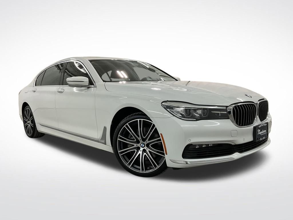 Used 2018 BMW 740i xDrive image 4