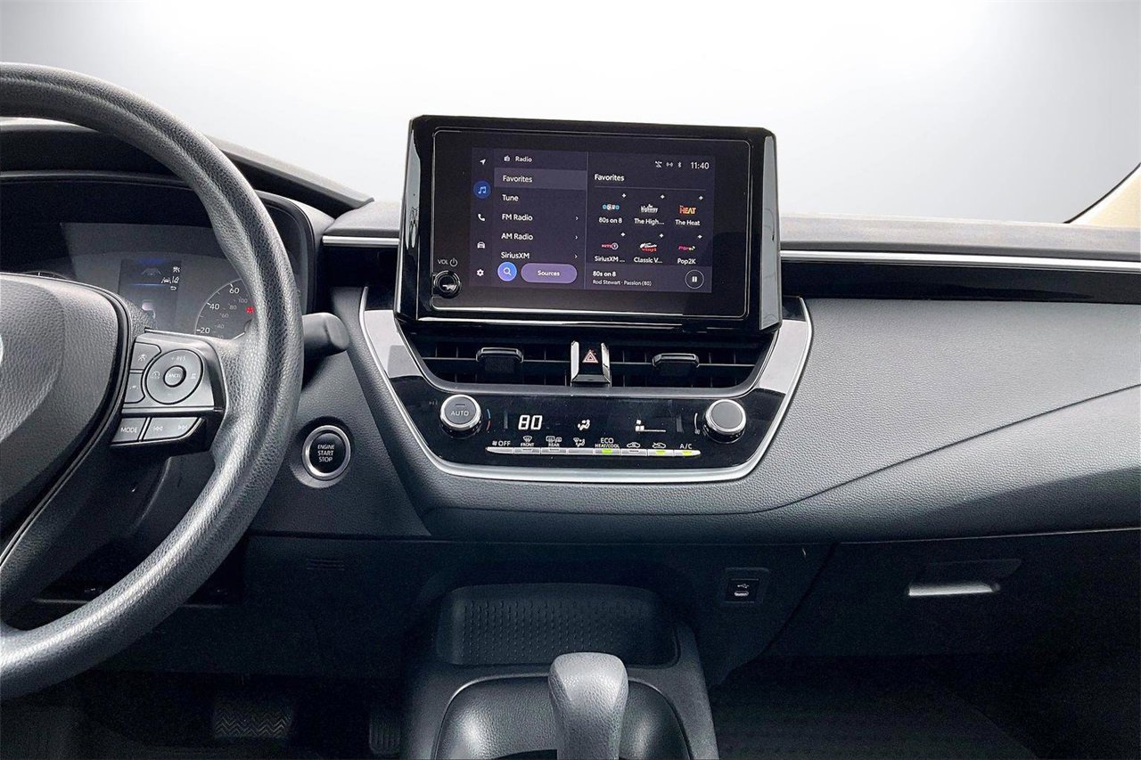 Used 2024 Toyota Corolla LE image 12