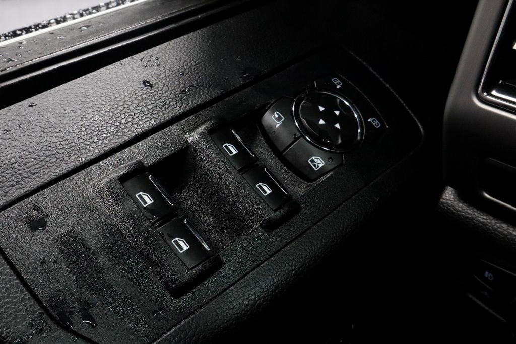 Used 2020 Ford F150 Platinum w/ Equipment Group 701A Luxury image 26