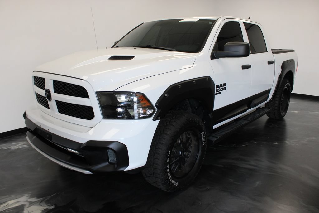 Used 2019 RAM 1500 Express w/ Wheel & Sound Group AWD/4WD image 18