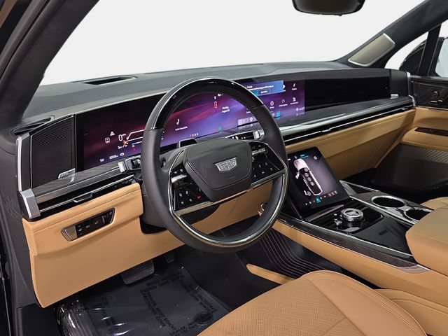 Used 2025 Cadillac Escalade IQ Luxury 2 AWD/4WD image 16