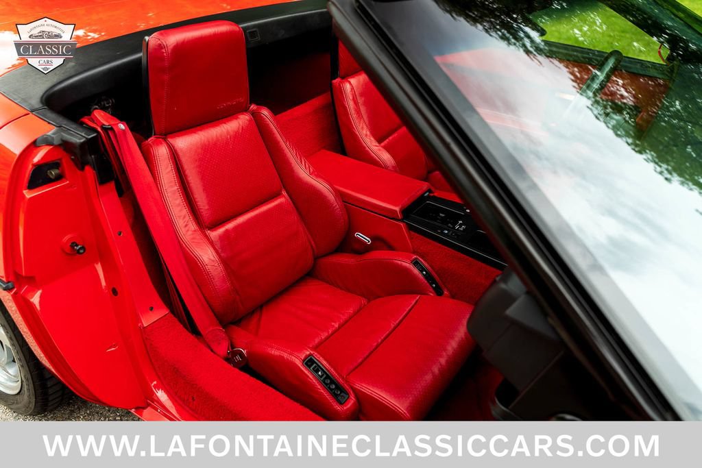 Used 1988 Chevrolet Corvette Convertible RWD image 76