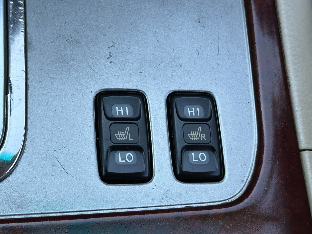 Used 2004 Toyota Land Cruiser image 52