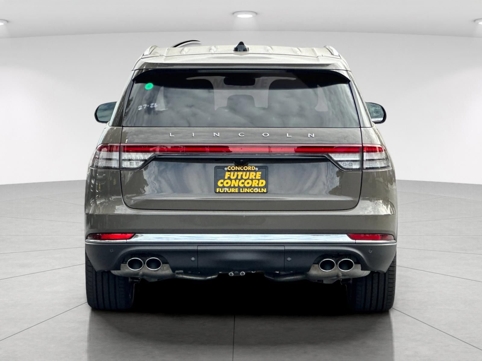 New 2026 Lincoln Aviator Reserve AWD/4WD image 4