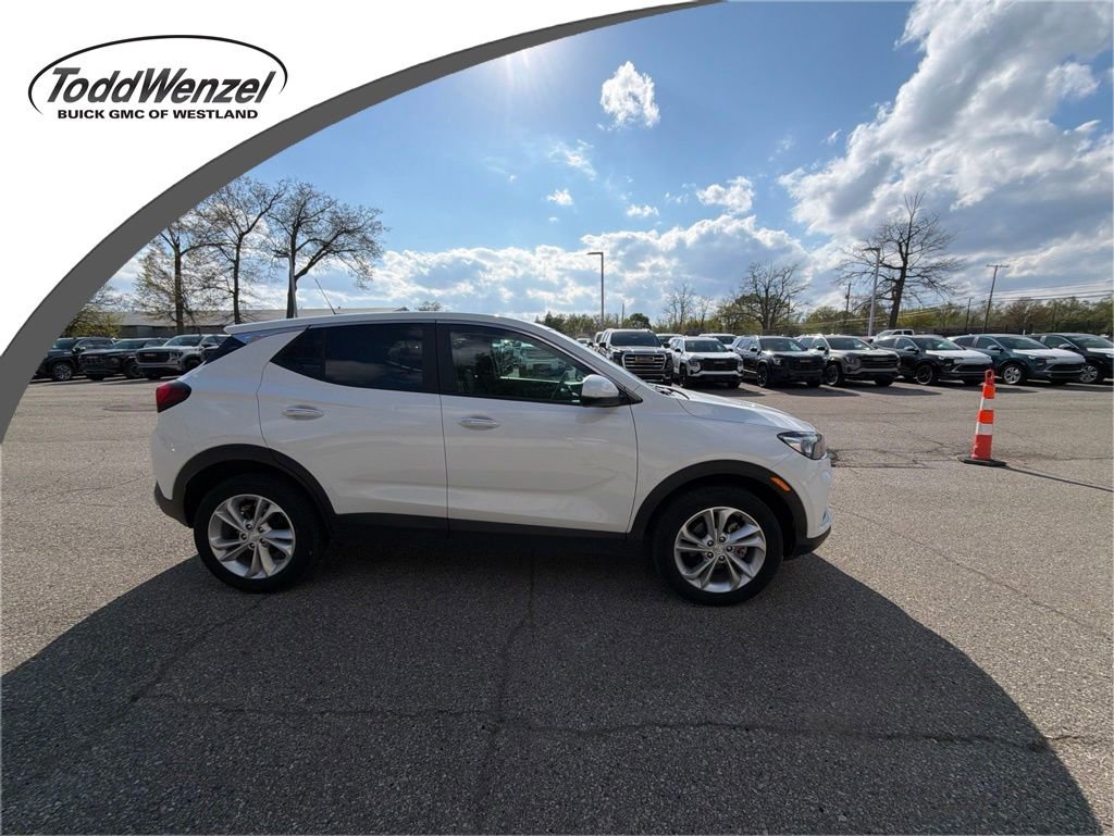 Used 2023 Buick Encore GX Preferred w/ Cold Weather Comfort Package AWD/4WD image 1