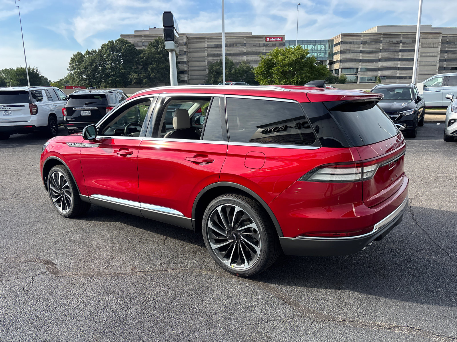 New 2026 Lincoln Aviator Reserve AWD/4WD image 5