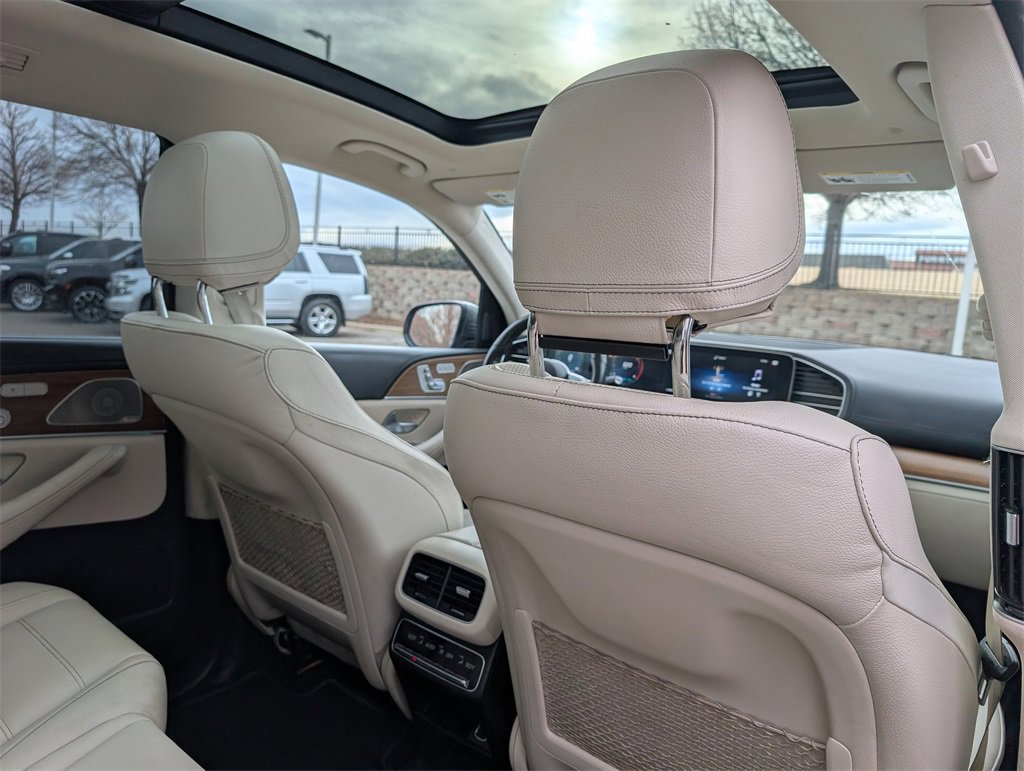 Used 2022 Mercedes-Benz GLS 450 4MATIC image 23