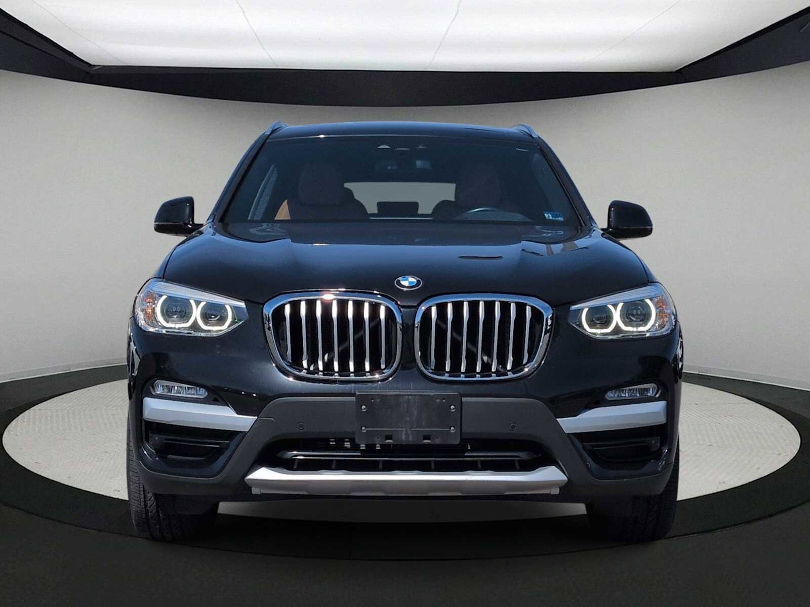 Used 2018 BMW X3 xDrive30i image 3