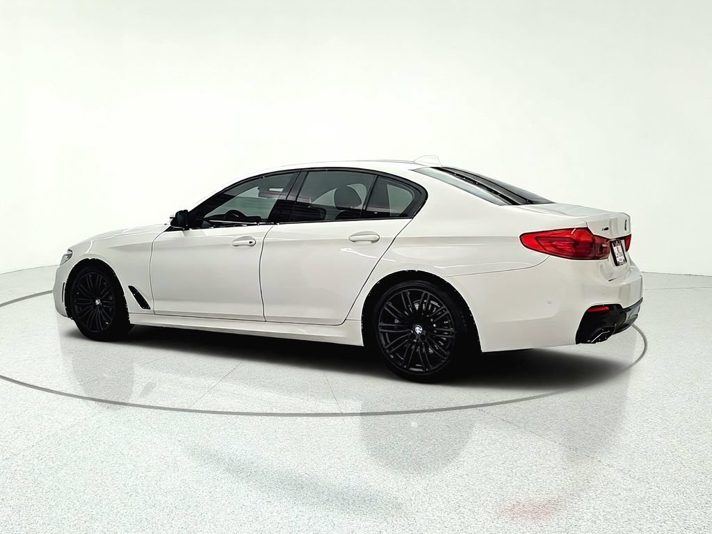 Used 2020 BMW 530i xDrive w/ M Sport Package AWD/4WD image 5