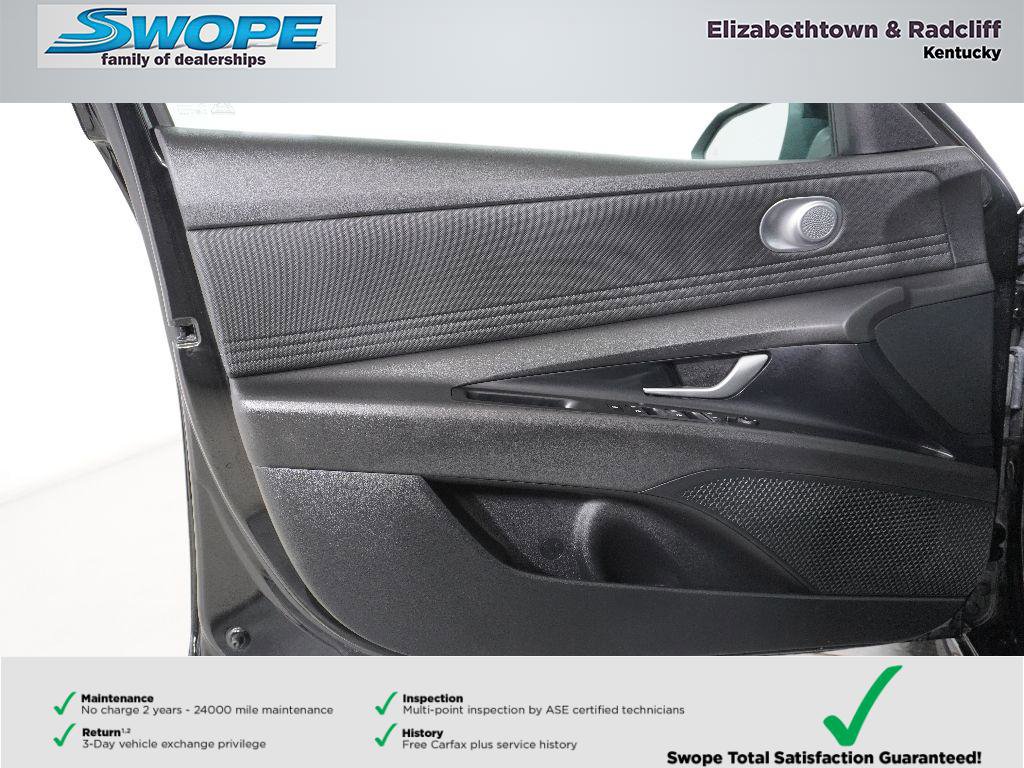 Certified 2024 Hyundai Elantra SEL w/ Convenience Package image 13