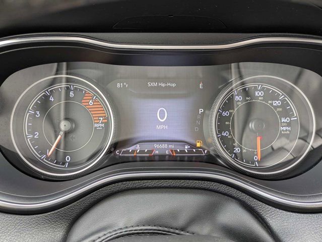 Used 2019 Jeep Cherokee Limited AWD/4WD image 28