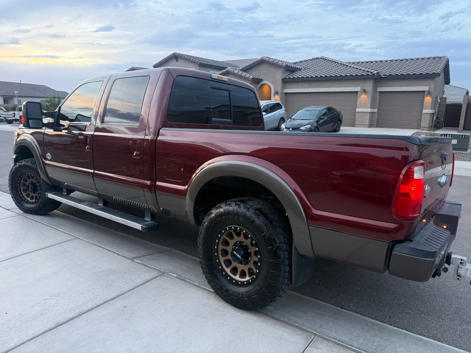 Used 2016 Ford F250 King Ranch w/ FX4 Off-Road Package AWD/4WD image 2