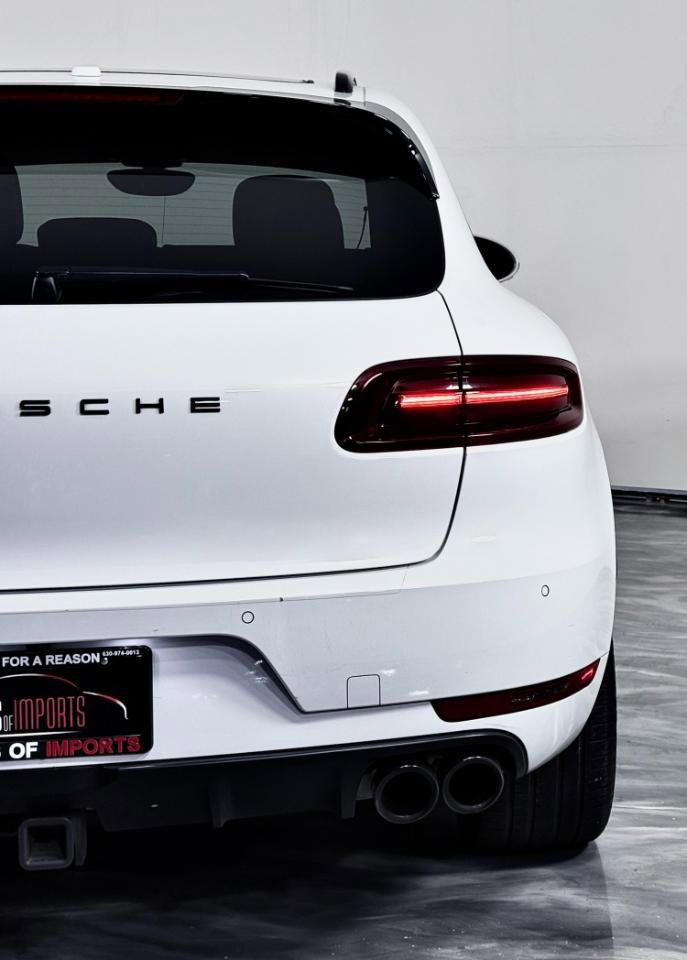Used 2018 Porsche Macan GTS w/ Premium Package Plus image 14