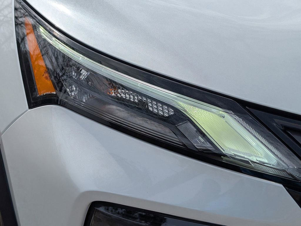 New 2026 Nissan Rogue SV w/ Cold Weather Package FWD image 9
