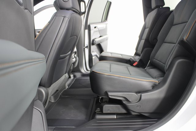 New 2026 GMC Acadia AT4 w/ Luxury Package image 20