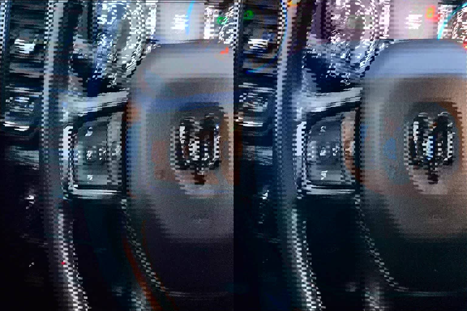 Used 2022 RAM 1500 Limited w/ Body-Colour Bumper Group image 25