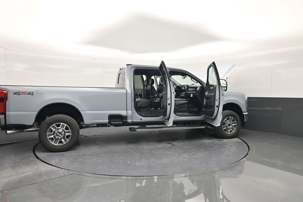 New 2026 Ford F350 Lariat image 64