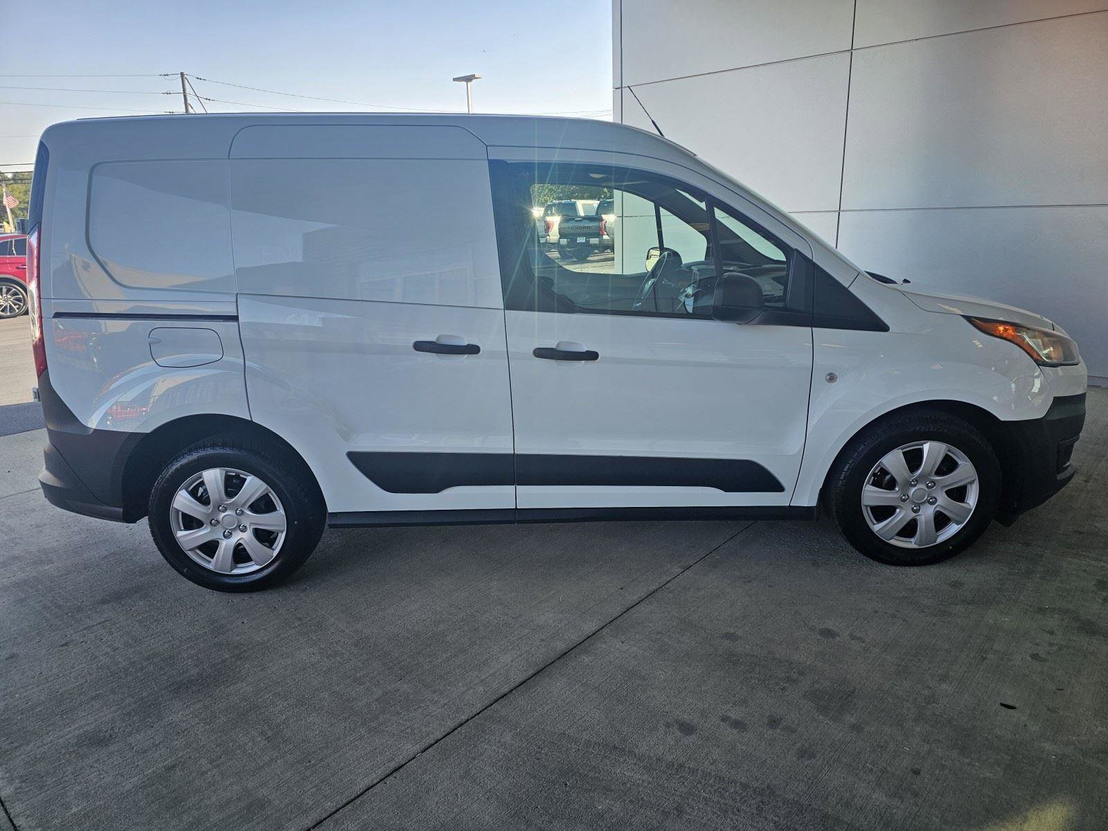 Used 2019 Ford Transit Connect XL image 9