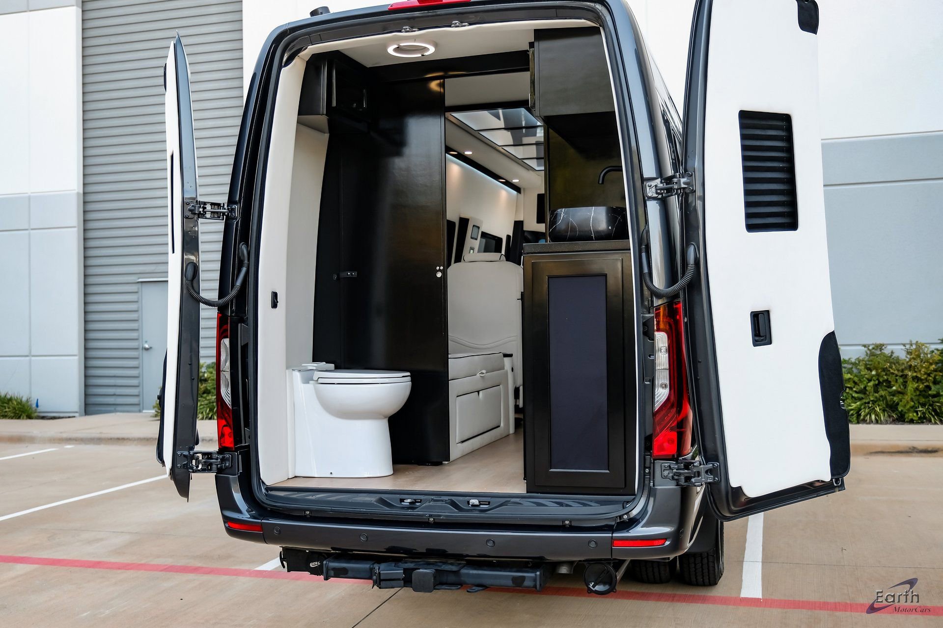 Used 2023 Mercedes-Benz Sprinter 3500 image 96