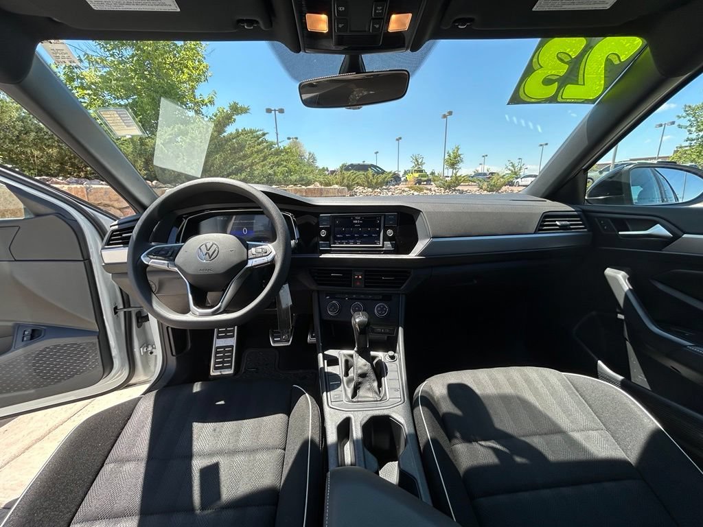 Used 2023 Volkswagen Jetta Sport FWD image 9