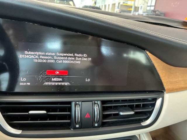 Used 2019 Alfa Romeo Giulia Ti w/ Quick Order Package 22Z Lusso RWD image 22