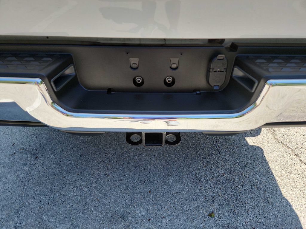 Used 2021 RAM 3500 Tradesman w/ Chrome Appearance Group AWD/4WD image 9