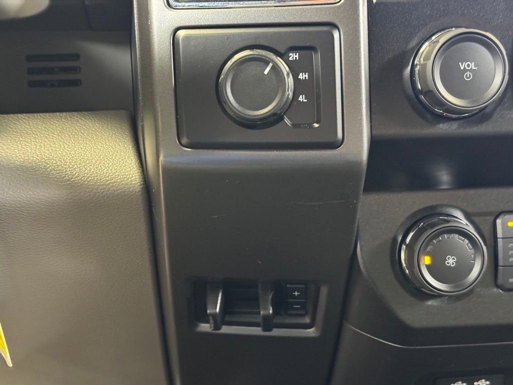 Used 2019 Ford F150 XLT w/ Equipment Group 302A Luxury image 35