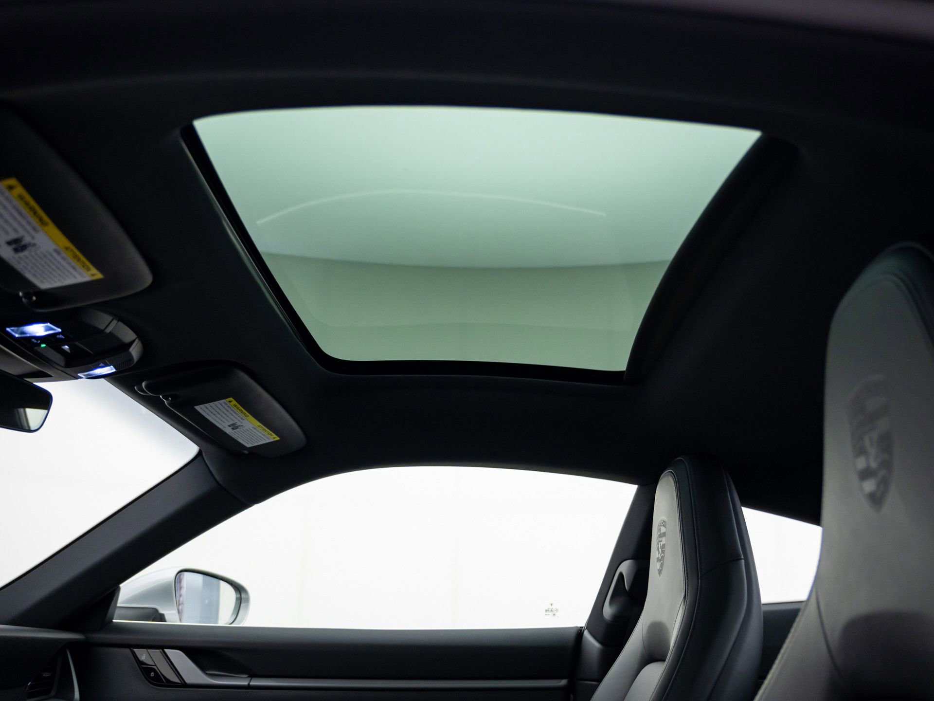 Used 2020 Porsche 911 Carrera S w/ Premium Package image 18