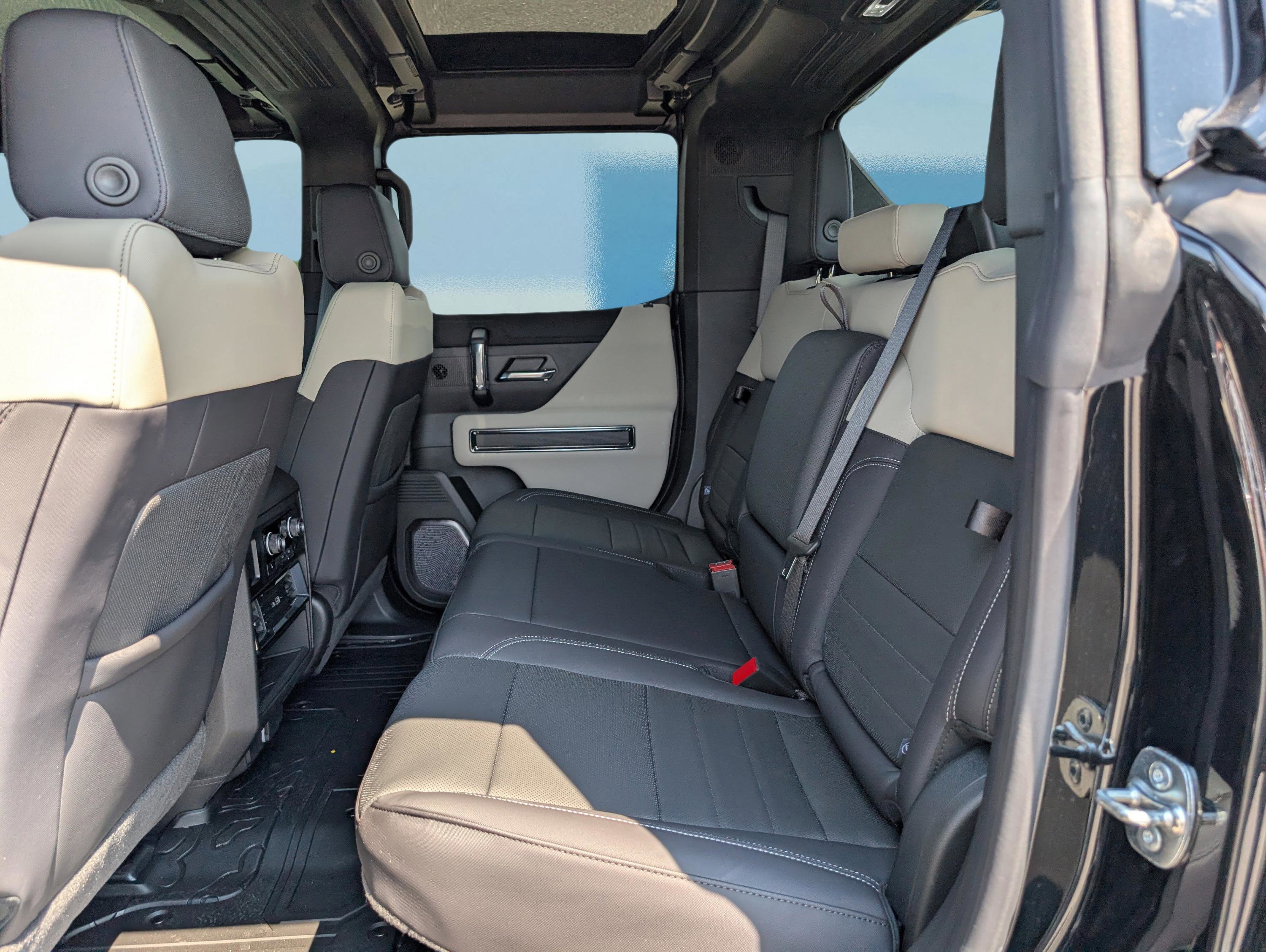 New 2026 GMC Hummer EV 4x4 Crew Cab image 14