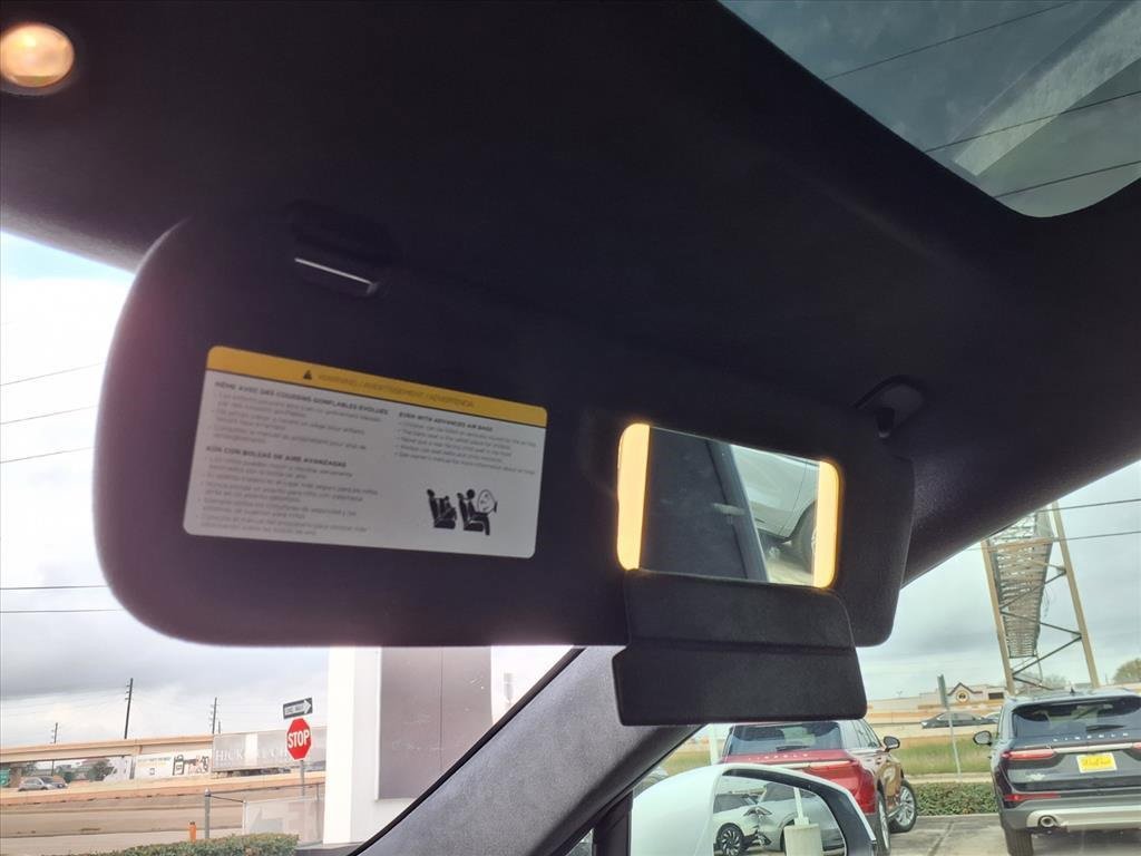 Used 2022 Tesla Model S image 22