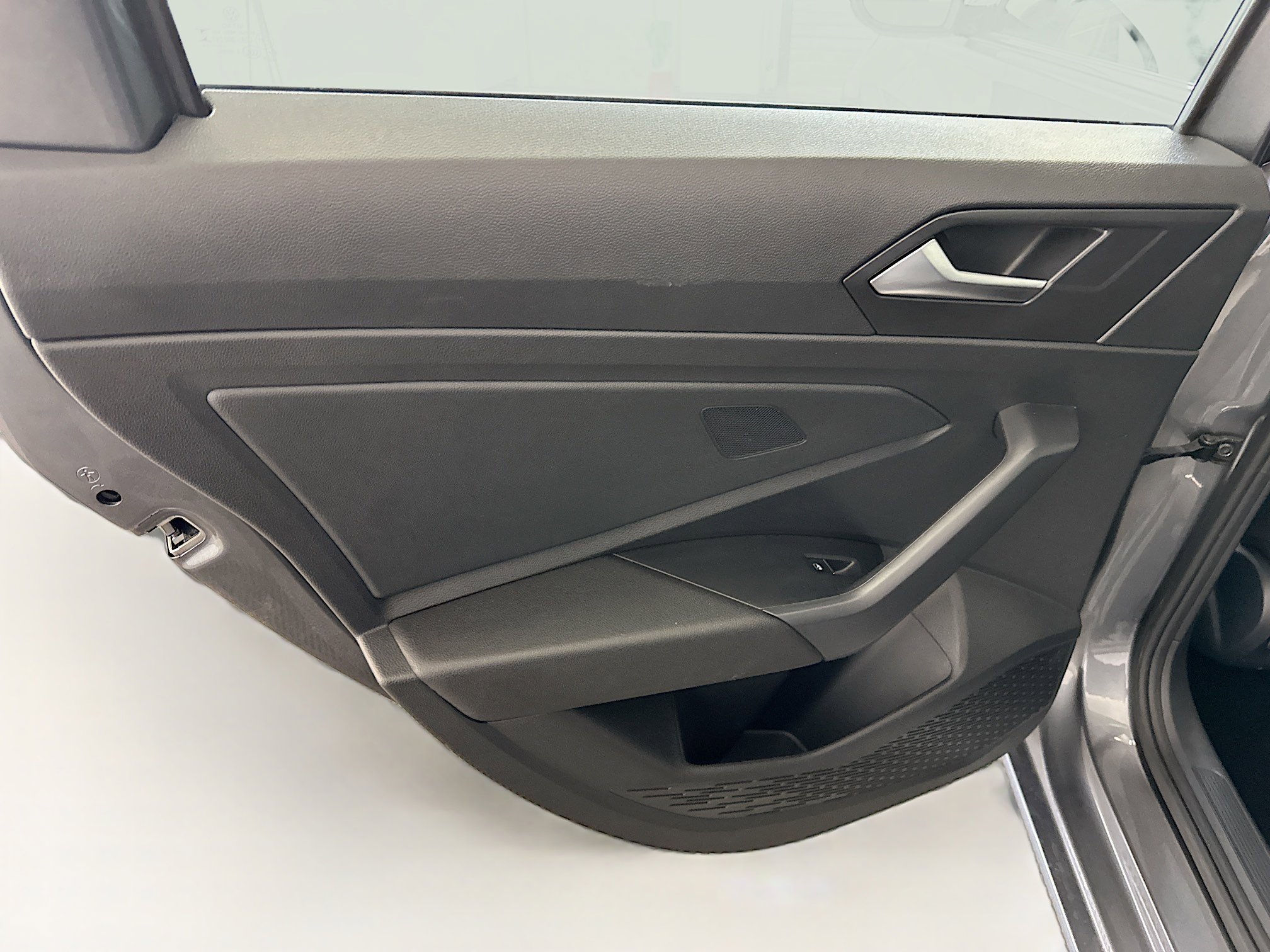 Used 2024 Volkswagen Jetta SE image 26