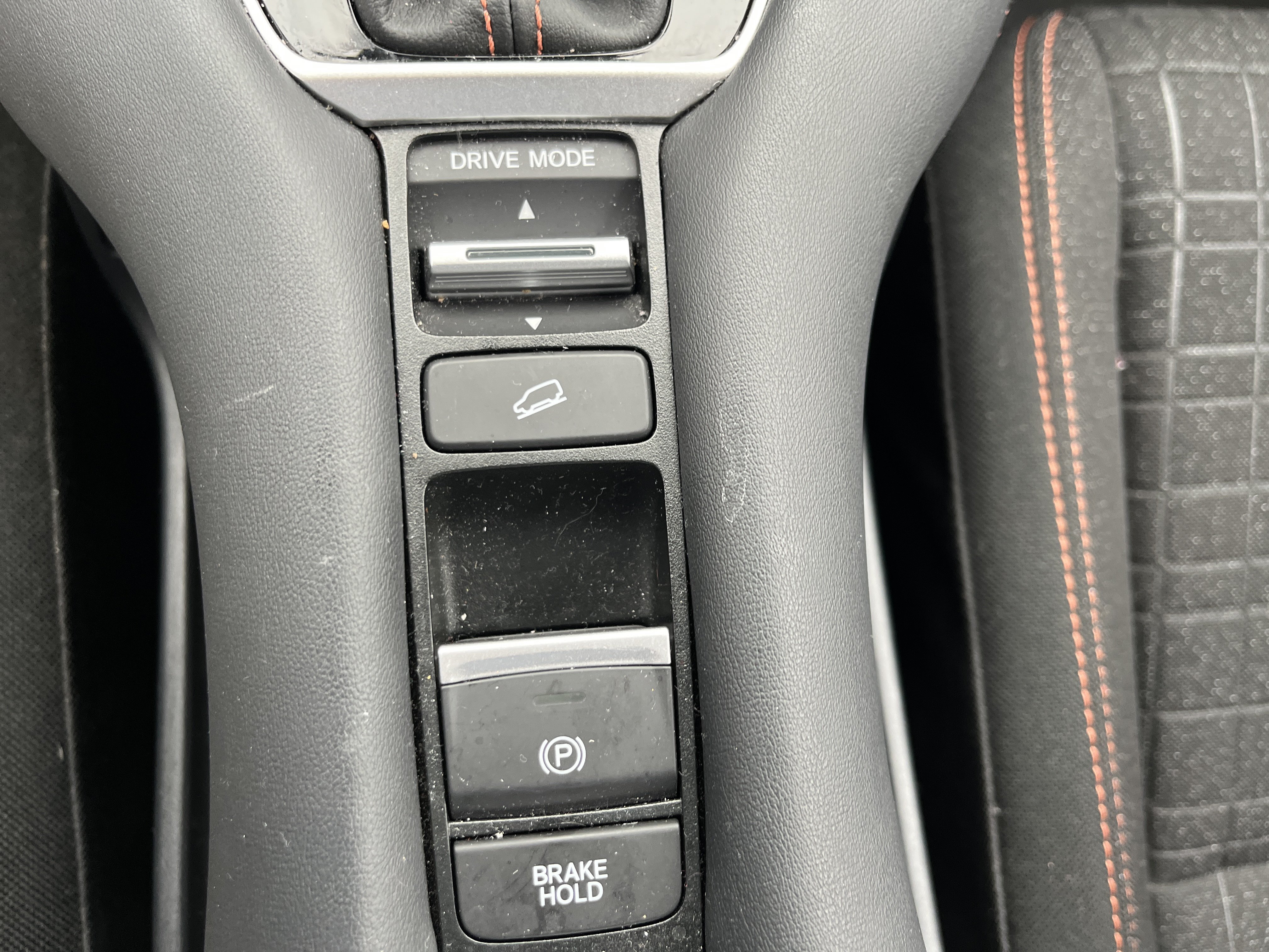 Certified 2024 Honda HR-V Sport image 28