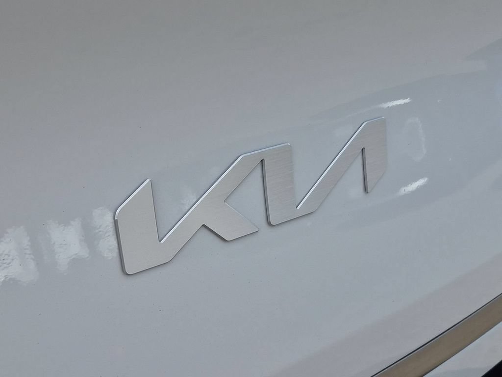Certified 2024 Kia EV6 Wind w/ Wind Technology Package RWD image 30
