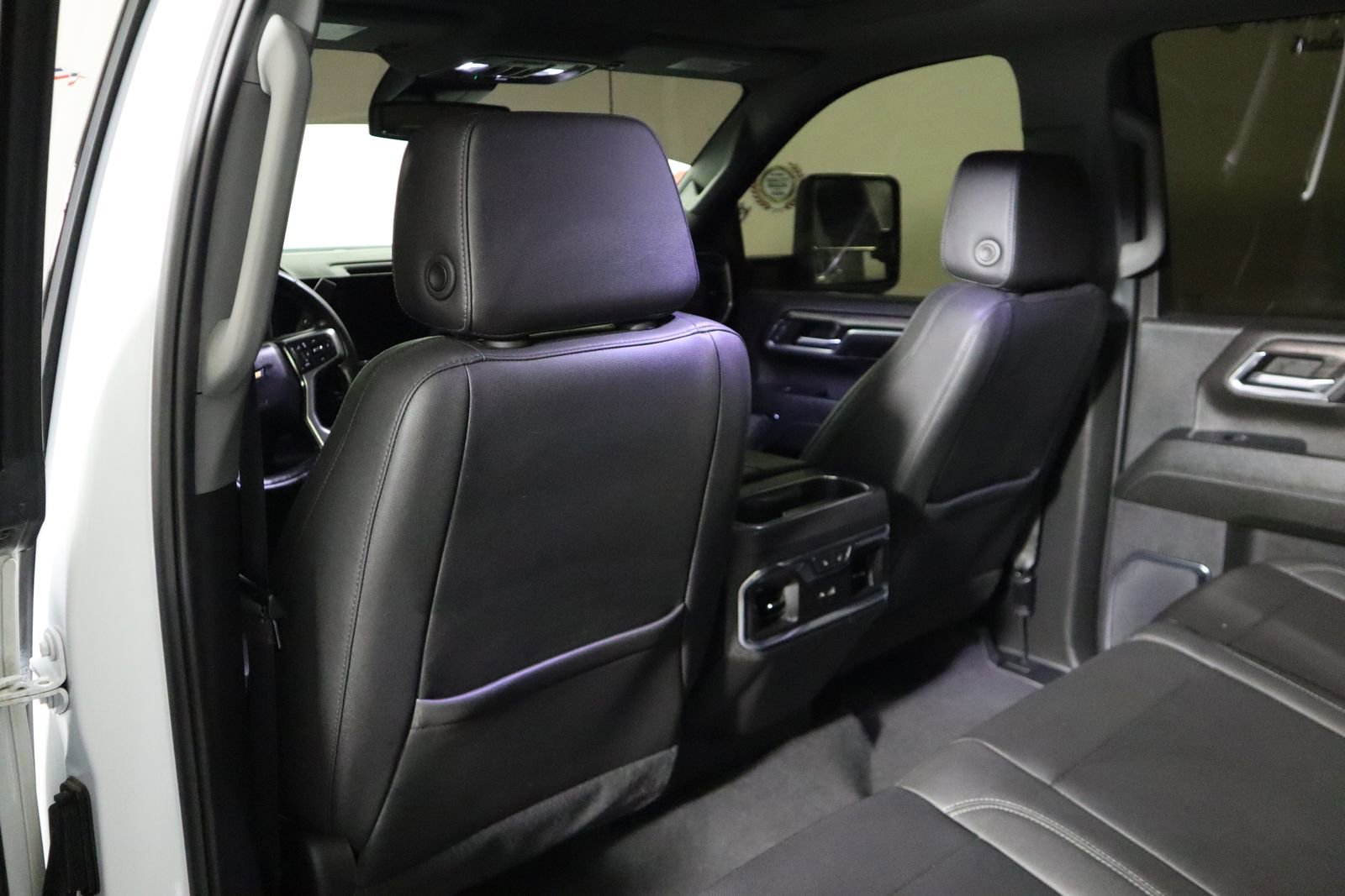 Used 2024 Chevrolet Silverado 2500 LTZ w/ LTZ Convenience Package image 52